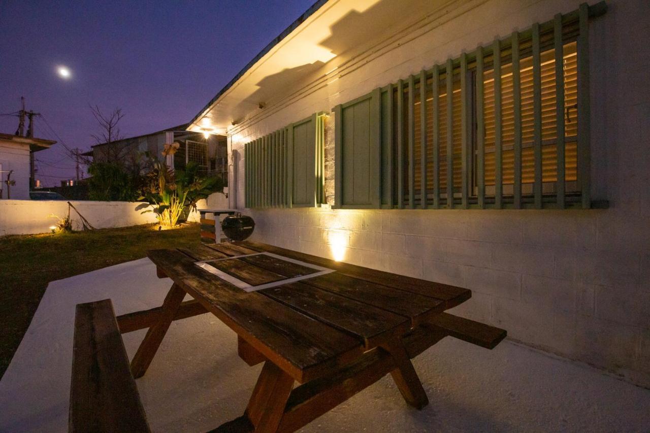 Whale Okinawa Hotel Kadena Kültér fotó